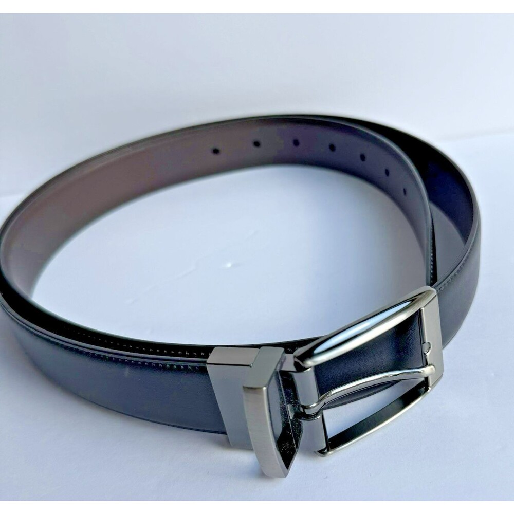 Men's REVERSIBLE Belt Size 42/105 BONDED LEATHER  DRESS OR CASUAL Black OR Brown